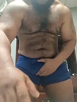 Snapshot of Longthickdick33 chatting on 11/24/25, 06:29 Longthickdick33 online show from 11/24/25, 06:29