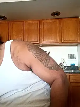 Snapshot of Longthickdick33 chatting on 02/11/26, 02:44 Longthickdick33 online show from 02/11/26, 02:44