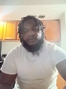 Snapshot of Longthickdick33 chatting on 02/13/26, 03:35 Longthickdick33 online show from 02/13/26, 03:35