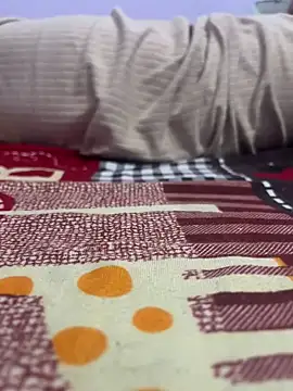 Snapshot of Sanayababhi chatting on 10/15/25, 03:56 Sanayababhi online show from 10/15/25, 03:56