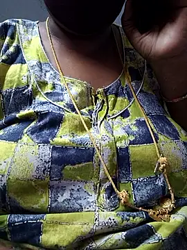 TAMIL ELAKKIYA online show from 02/17/26, 04:09