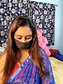 Cute-lusi online show from 10/10/25, 10:53