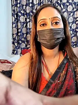 Cute-lusi online show from 11/08/25, 07:34