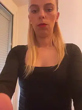 BrumeLove online show from 04/15/26, 10:33