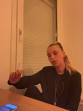 BrumeLove online show from 05/10/26, 06:57