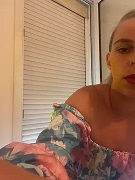 BrumeLove online show from 05/26/26, 07:37