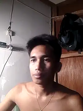 charlie0728 online show from 10/09/25, 02:48