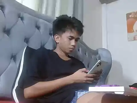 Snapshot of charlie0728 chatting on 01/17/26, 03:00 charlie0728 online show from 01/17/26, 03:00