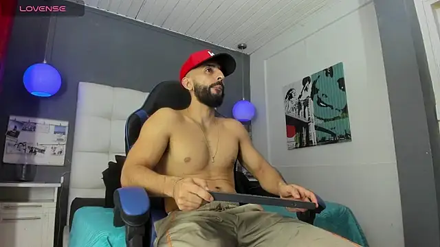 Yiyo10  online show from 02/19/26, 04:30