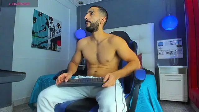 Yiyo10  online show from 03/30/26, 08:54