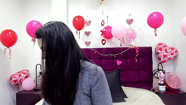 Snapshot of MashaPiink chatting on 02/16/26, 12:45 MashaPiink online show from 02/16/26, 12:45