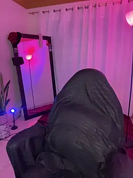 ZahaRose online show from 01/07/26, 04:37