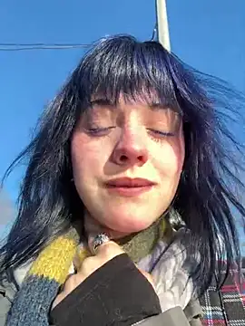 Only April online show from 05/08/26, 03:56