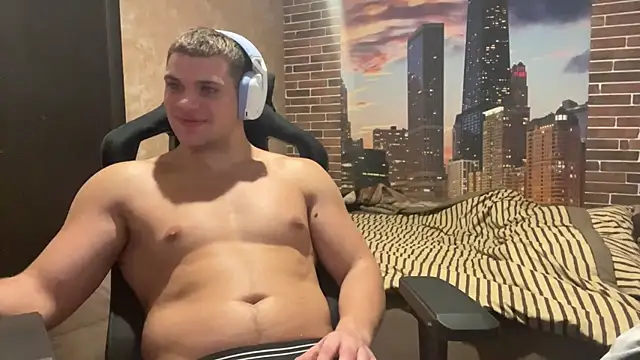 MusclePhantom online show from 10/30/25, 09:15