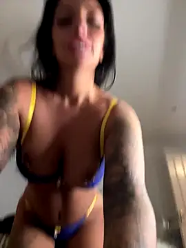 BELLABLACKXUK online show from 10/14/25, 09:48