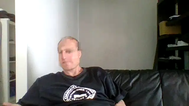 Snapshot of Silverhippo chatting on 05/24/26, 07:46 Silverhippo online show from 05/24/26, 07:46