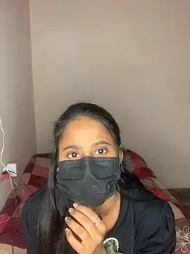 Priya baby0 online show from 11/30/25, 05:17