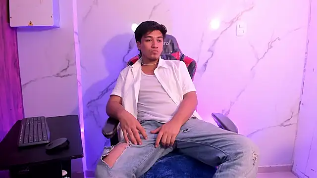 juanmechanic  online show from 12/16/25, 05:23