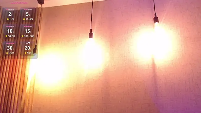 KimGarces online show from 10/21/25, 08:53