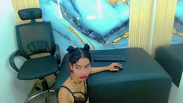 TifannyHott online show from 09/11/25, 07:58