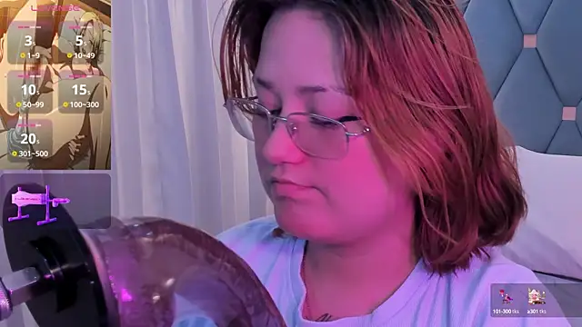 isa grey  online show from 09/24/25, 08:23