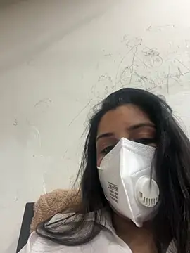 Snapshot of sadhana09 chatting on 01/15/26, 12:21 sadhana09 online show from 01/15/26, 12:21