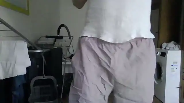 XLBarehengst online show from 04/19/26, 04:17