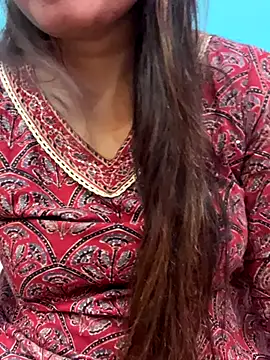 Snapshot of Naughty-Kamini chatting on 09/19/25, 12:50 Naughty-Kamini online show from 09/19/25, 12:50