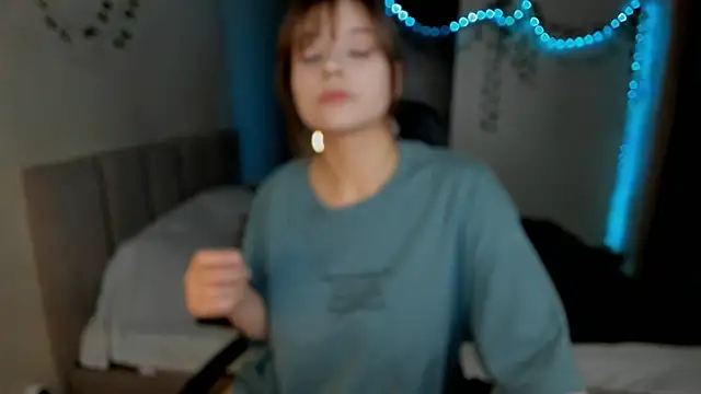 Snapshot of Selena_Durden chatting on 10/14/25, 07:47 Selena Durden online show from 10/14/25, 07:47