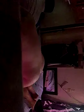 shakeweight online show from 10/10/25, 04:11