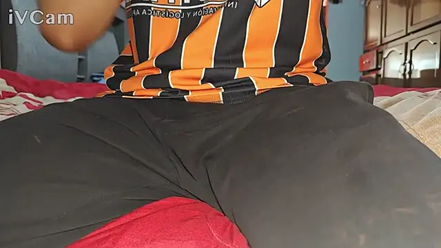 Snapshot of Chair-sm chatting on 09/13/25, 09:58 Chair-sm online show from 09/13/25, 09:58