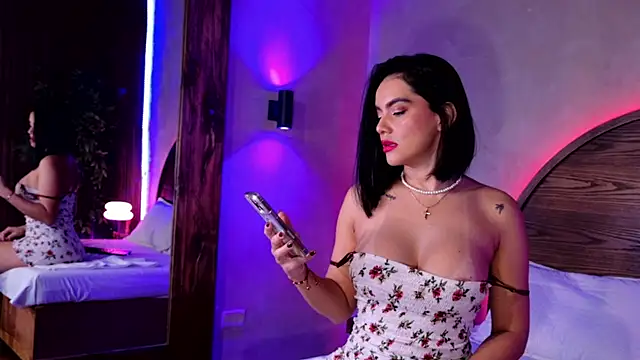 renata black  online show from 03/06/26, 10:56