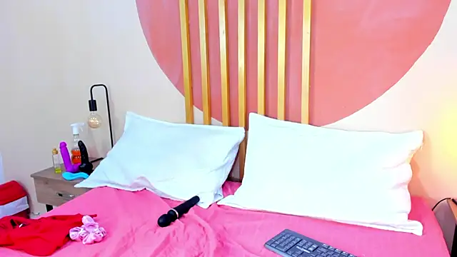 Jake And Nicolee online show from 09/12/25, 12:55