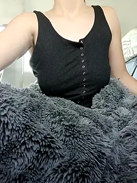 Snapshot of snohunny chatting on 02/24/26, 05:22 snohunny online show from 02/24/26, 05:22