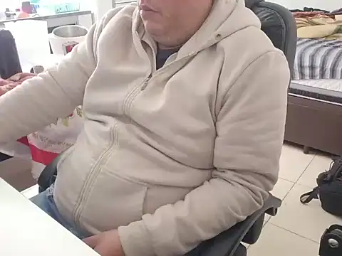 Snapshot of WanMenBez chatting on 10/20/25, 02:50 WanMenBez online show from 10/20/25, 02:50