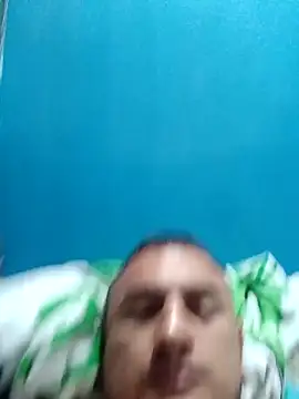 Geral Yeraldyn09 online show from 09/10/25, 02:00