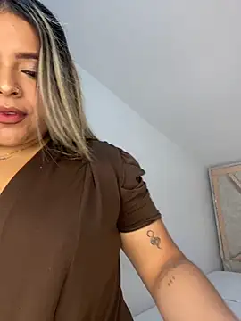 ashley-swift- online show from 09/26/25, 09:35