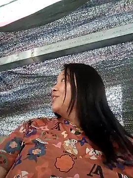 MuiNay online show from 10/20/25, 02:34