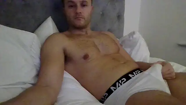 Snapshot of haydonxx chatting on 09/15/25, 06:41 haydonxx online show from 09/15/25, 06:41