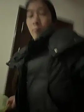 crhong666 online show from 02/19/26, 12:17