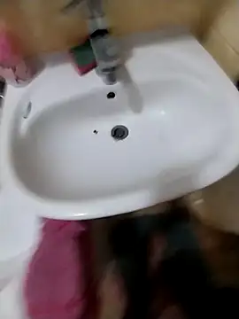 Snapshot of Fredry111 chatting on 10/01/25, 09:32 Fredry111 online show from 10/01/25, 09:32