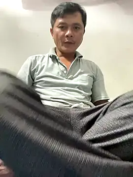 hotboy2x online show from 12/14/25, 10:53