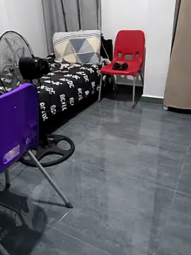 yazin199 online show from 09/28/25, 07:08