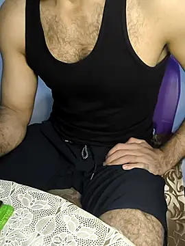 yazin199 online show from 09/30/25, 10:48