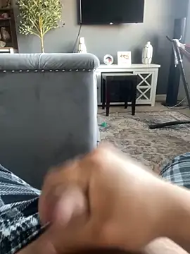 Snapshot of vonybac123 chatting on 04/05/26, 12:02 vonybac123 online show from 04/05/26, 12:02