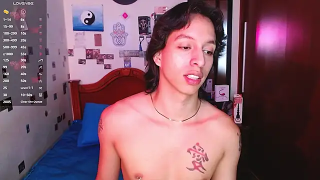 DannyPhantom555 online show from 10/01/25, 06:03