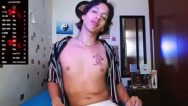 DannyPhantom555 online show from 11/18/25, 06:01