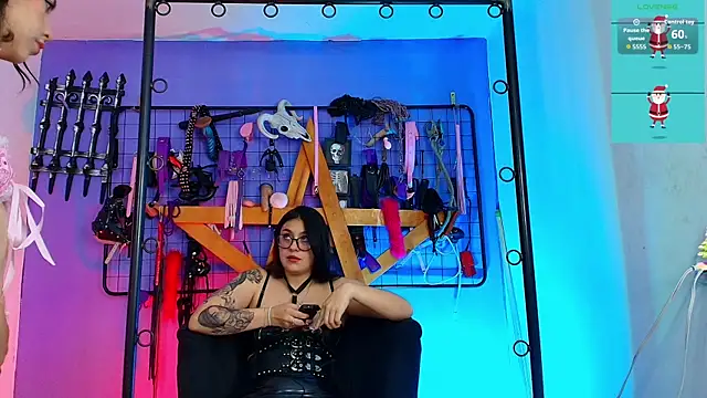 Misstresss aurora bdsm online show from 12/04/25, 02:48