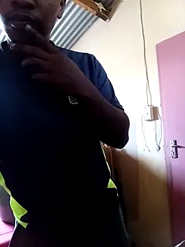 Hood Bouy online show from 12/19/25, 08:21