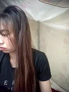 Dung-Thao19 online show from 11/14/25, 09:13